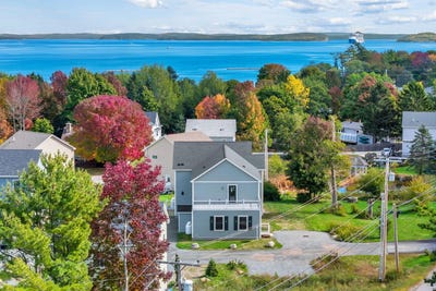 /international/us/3a-applewood-lane-bar-harbor-me-110119654935/