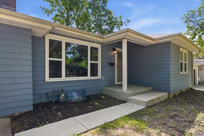 /international/us/1030-sw-parkview-st-topeka-ks-110108068105/