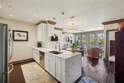 /international/us/901-abernathy-road-ne-atlanta-ga-110107265568/