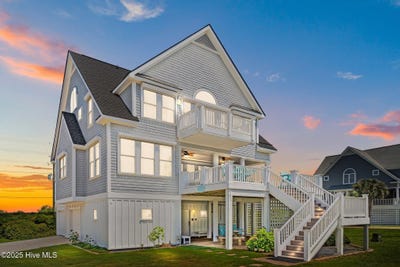 /international/us/4340-island-drive-north-topsail-beach-nc-110100529322/