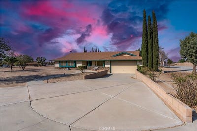 /international/us/10731-anaconda-avenue-oak-hills-ca-110101013994/?lang=de