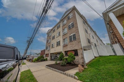 /international/us/351-s-broad-st-elizabeth-city-nj-110120043624/