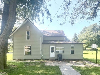/international/us/601-cass-street-adair-ia-110120512530/