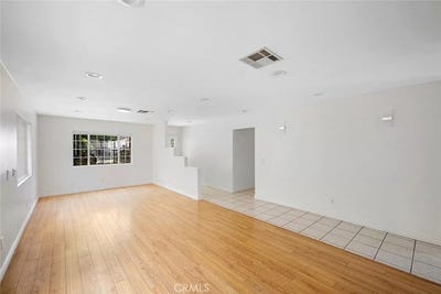 /international/us/14012-sayre-street-sylmar-ca-110109025908/