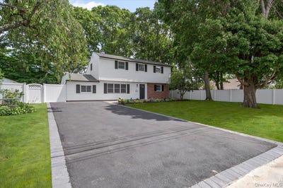 /international/us/103-bonnie-road-oakdale-ny-110109507211/