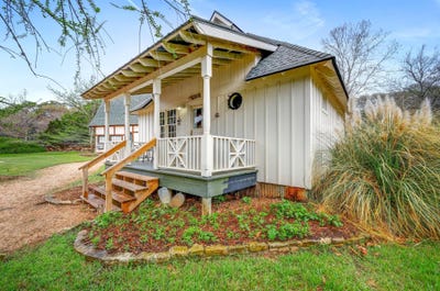 /international/us/300-mill-race-ln-wimberley-tx-110106296509/