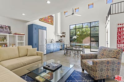 /international/us/835-n-harper-ave-los-angeles-ca-110100894021/