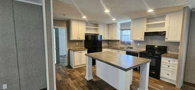 /international/us/1601-e-jackson-st-macomb-il-110100917939/
