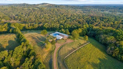 /international/us/1190-w-ellington-pkwy-lewisburg-tn-110107935479/