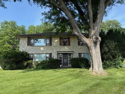 /international/us/605-elm-grove-rd-elm-grove-wi-110100849413/