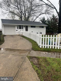 /international/us/3-lakecrest-cir-greenbelt-md-110105423594/