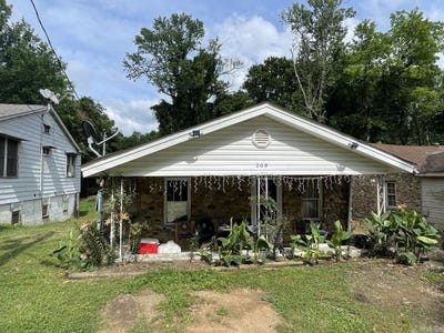 /international/us/209-virgina-street-hot-springs-ar-110108506910/