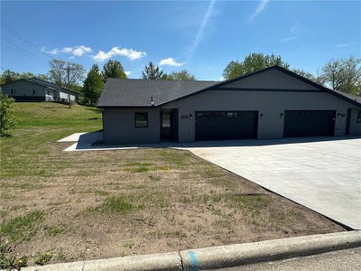 /international/us/304-birch-street-n-sauk-centre-mn-110108194767/