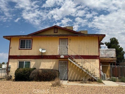 /international/us/15754-tern-road-victorville-ca-110101025868/
