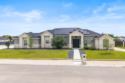 /international/us/411-mountain-view-del-rio-tx-110108301208/
