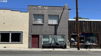 /international/us/680-main-st-fossil-or-110108694695/