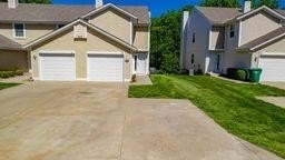 /international/us/4612-ne-whispering-winds-drive-lee-s-summit-mo-110108061069/