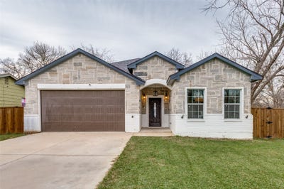 /international/us/908-e-decatur-street-ennis-tx-110109231569/