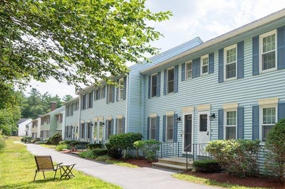/international/us/77-century-way-gardner-ma-110101231918/