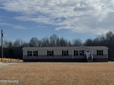 /international/us/2757-drapers-road-enfield-nc-110097331357/