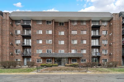 /international/us/4731-saint-joseph-creek-road-lisle-il-110106531325/