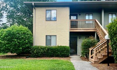 /international/us/3701-saint-johns-court-wilmington-nc-110107603386/