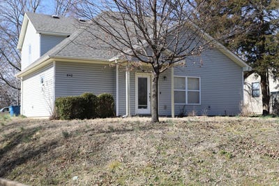 /international/us/842-s-ozark-avenue-joplin-mo-110106007512/
