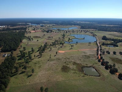 /international/us/lakeland-ranch-lot-252-hillister-tx-110109417037/