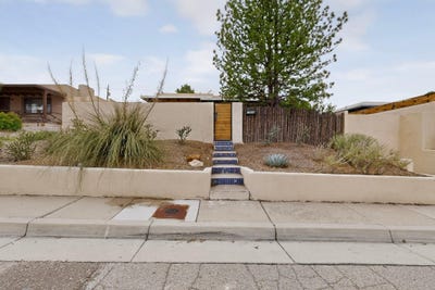 /international/us/2808-kathryn-avenue-se-albuquerque-nm-110120156487/