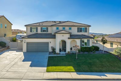 /international/us/14015-cosentino-way-beaumont-ca-110110240887/