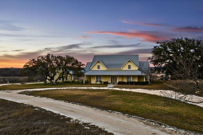 /international/us/1274-county-road-2806-lampasas-tx-110106982894/