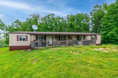 /international/us/424-powers-road-frenchburg-ky-110108346334/