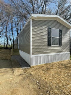 /international/us/146-roundtop-circle-scottdale-pa-110107938881/