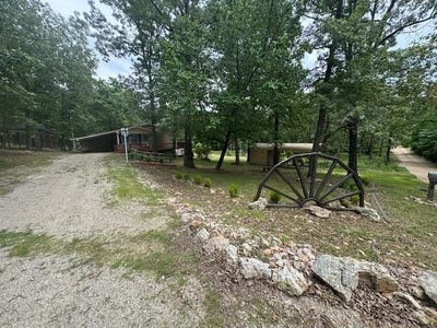 /international/us/highland-ar-110100729185/