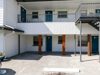 /international/us/955-6th-street-se-winter-haven-fl-110107481585/