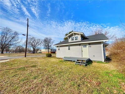 /international/us/1123-n-greenwich-avenue-russellville-ar-110098884942/