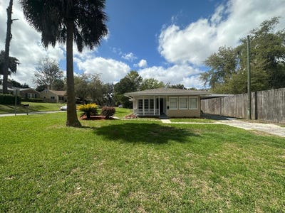 /international/us/408-ne-12-avenue-ocala-fl-110106378698/