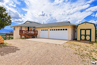 /international/us/2805-county-road-634-gardner-co-110120017883/