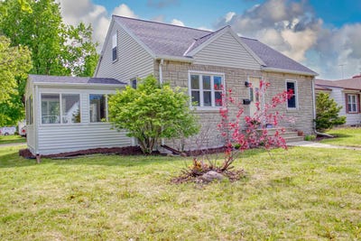 /international/us/1614-e-mason-street-green-bay-wi-110108361073/