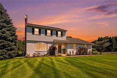 /international/us/6962-salinka-square-east-allen-twp-pa-110120562599/