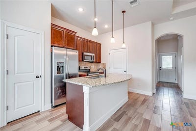 /international/us/3133-puter-creek-road-spring-branch-tx-110108229432/