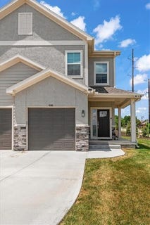 /international/us/1095-n-findley-street-olathe-ks-110100847425/