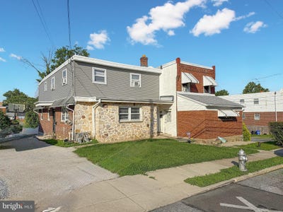 /international/us/131-133-saint-charles-street-drexel-hill-pa-110100871320/