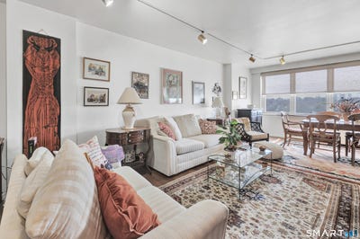 /international/us/2625-park-avenue-bridgeport-ct-110107797272/