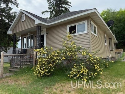 /international/us/1724-ridge-street-niagara-c-wi-wi-110108661724/