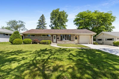 /international/us/218-e-pierron-st-port-washington-wi-110109001741/