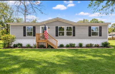 /international/us/220-green-street-santee-sc-110106534813/