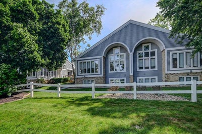 /international/us/5322-lighthouse-bay-drive-madison-wi-110098456242/
