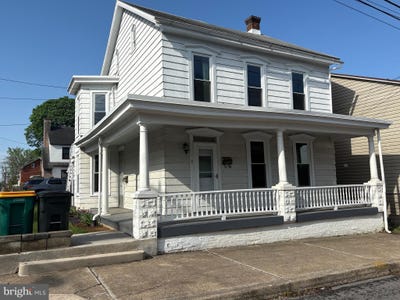 /international/us/50-e-north-street-waynesboro-pa-110107478921/