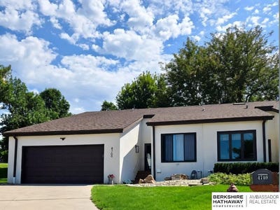 /international/us/4709-n-111th-circle-omaha-ne-110110235816/